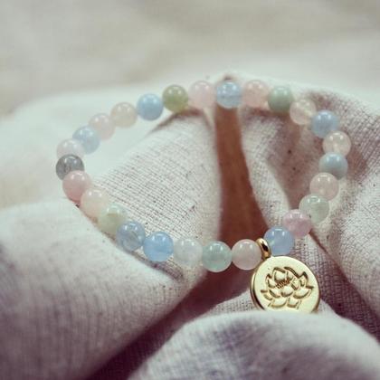 Morganit mit Lotusanhänger 6mm