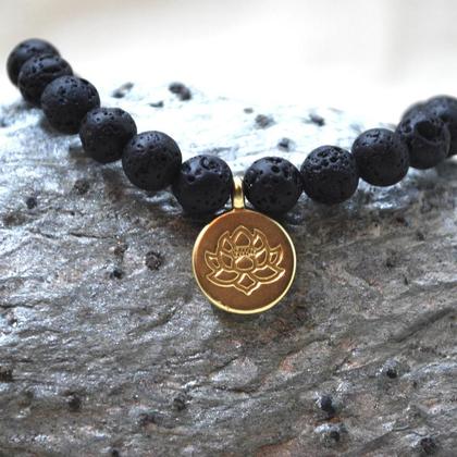 Lava Armband mit Lotusanhänger 8mm - Image 3