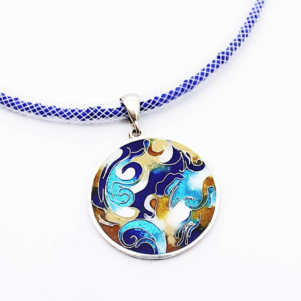 Die Erde ,Kette mit Anhänger, Cloisonne Emaille,Unikat,Sterling Silber