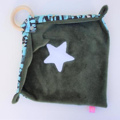 Kuscheltuch mit Beißring - grün