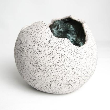 Windlicht-Kugel in Steinoptik - groß - Image 2