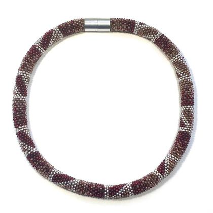 Halskette Tauerngranat