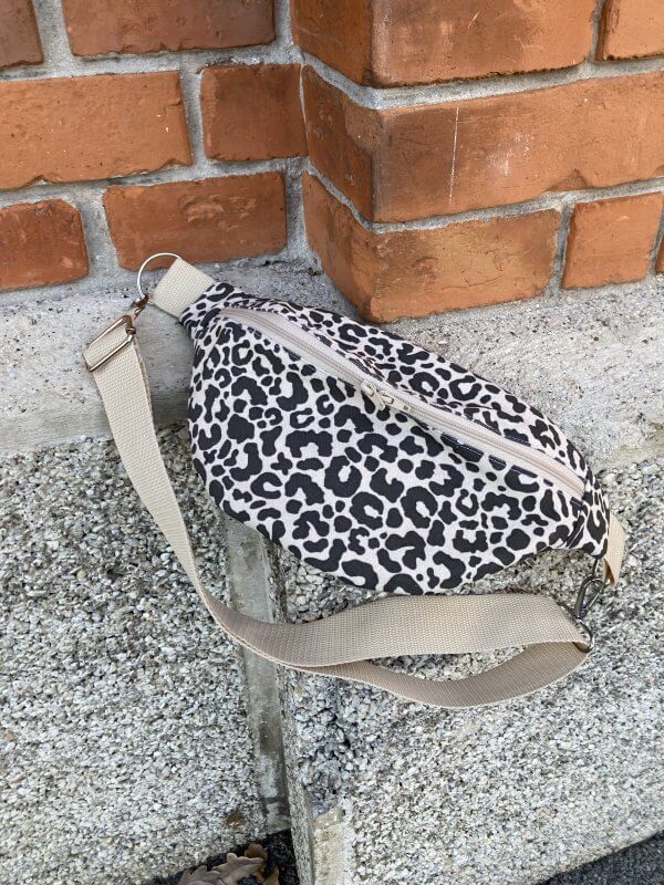 Bauchtasche, Hip BagLeo