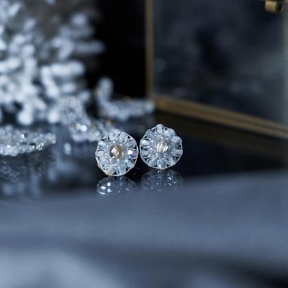 Hochwertige Glasperlen Ohrringe Modell Elise in Weiß