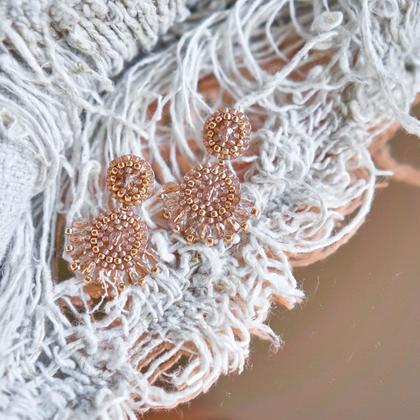 Modell Valerie in Rosé