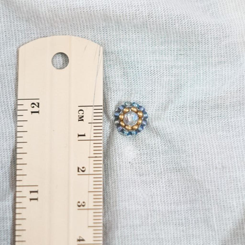 Perlenohrringe Modell Ines in Hellblau und Gold - Image 3