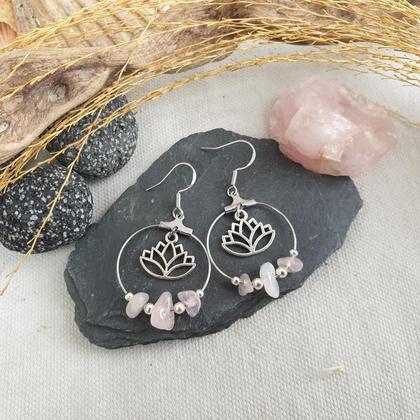 Rosenquarz Creolen 'Lotus' (Edelstahl/925 Silber)