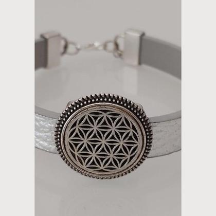 Armband aus Leder - silber - mit Blume des Lebens - Image 2