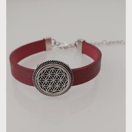 Armband aus Leder - dunkelrot - mit Blume des Lebens