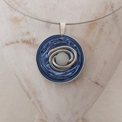 upcycling: Halskette, Halsreif mit Anhänger aus Kaffeekapseln - hellblau - Image 2