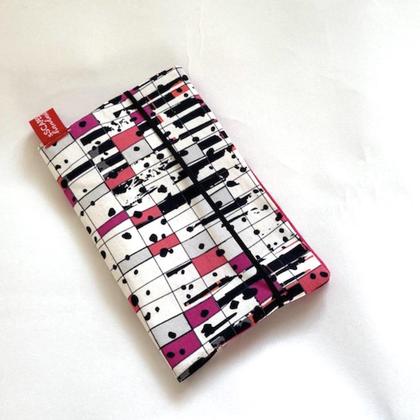 MAMA GESCHENKSET Pink Square Windeltasche & Mu-Ki-Pass Hülle - Image 3