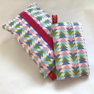 MAMA GESCHENKSET Triangles Windeltasche & Mu-Ki-Pass Hülle