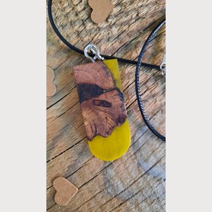 Kette mit Holz und Epoxidharz - Image 2