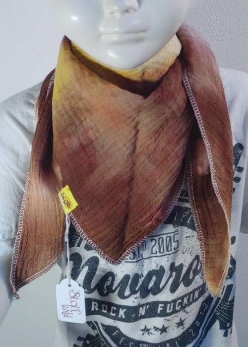 Musselin-Halstuch "Batikmuster braun" mit gelbem Saum, 65x65cm - Image 4