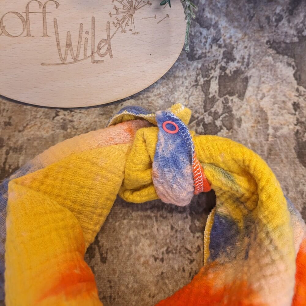 Batik-Musselin-Halstuch 54x54cm - Image 5