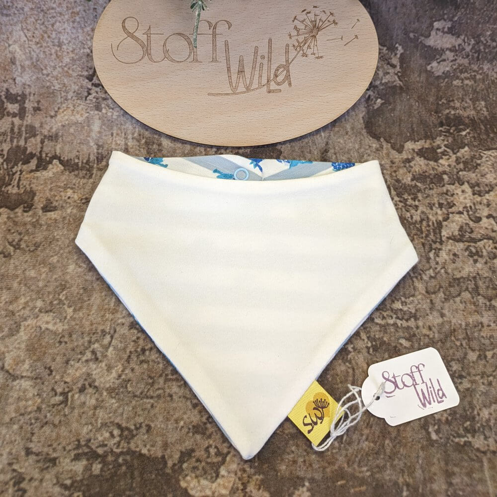 Baby-Wende-Halstuch „Himbeerchen blau“ - Image 4