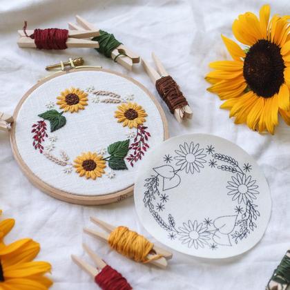 Stick & Stitch „Sonnenblumenkranz“ - Image 3