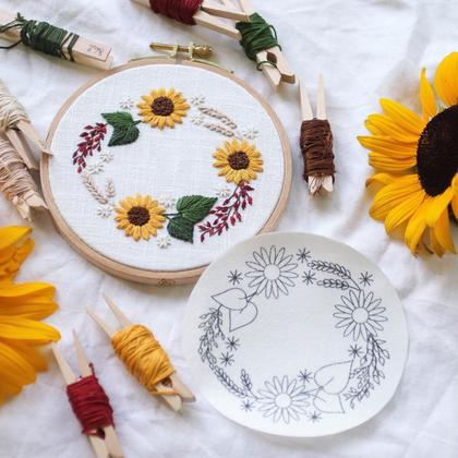 Stick & Stitch „Sonnenblumenkranz“