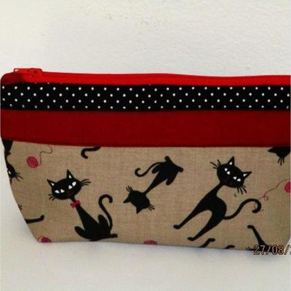 Katzendame- Schmink- und Kulturtäschchen - Image 2