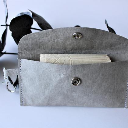 Zero Waste Taschentuchtasche aus veganem Leder - Image 2