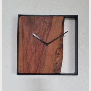 Uhr Wanduhr aus Zwetschge 30cm