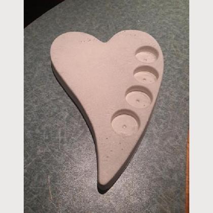 Deko Teelichtherz aus Beton