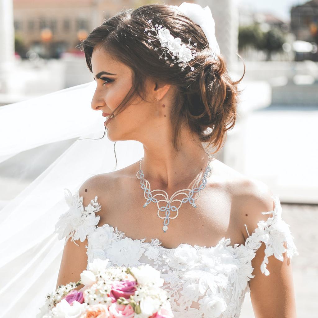 Collier Phibie, weiß und himmelblau - Image 3