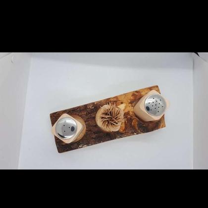 Zirbenholz Salz-Pfefferstreuer - Image 3