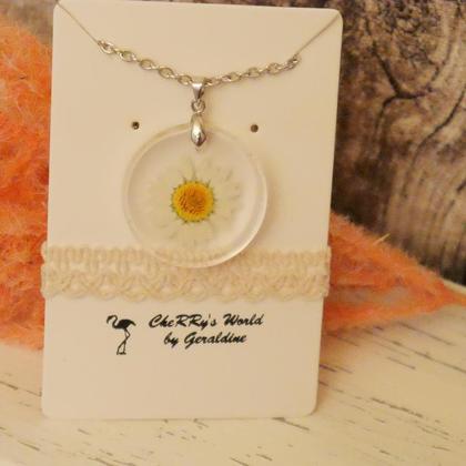 Kette Blume weiss rund - Image 2