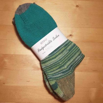 Kuschelige Socken 40/41 handgestrickt - grün bunt