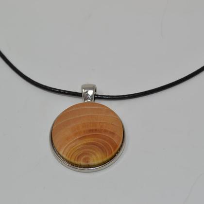 Holz Halskette Zeder 3 cm Trachtenschmuck Holzschmuck Amulett Holzkette silber