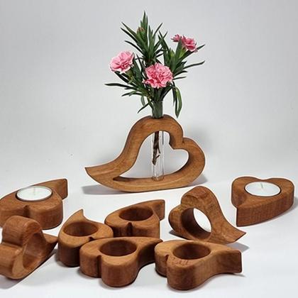 Herzen Set (Vase, Teelichter, Serviettenringe) aus Holz