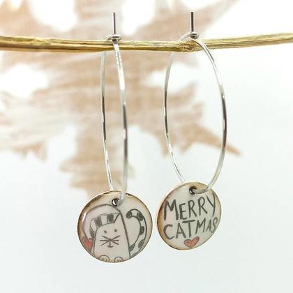 Creolen Katzen Ohrringe rund "Merry Catmas" aus Emaille