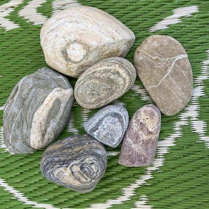 SPURENSUCHE |Schön ausgeprägte Steine mit wortreichem Meerwert